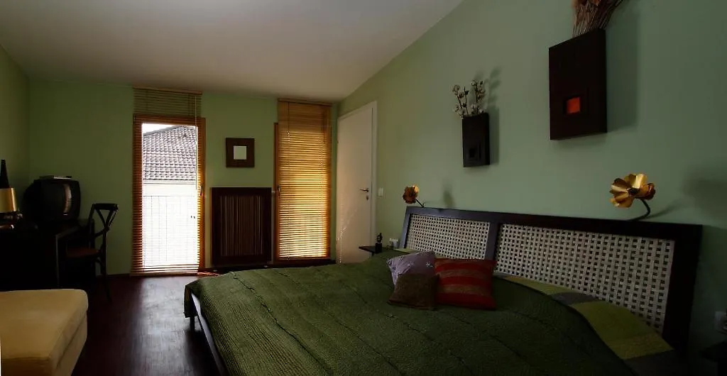 The Rooms Bed & Breakfast Вена