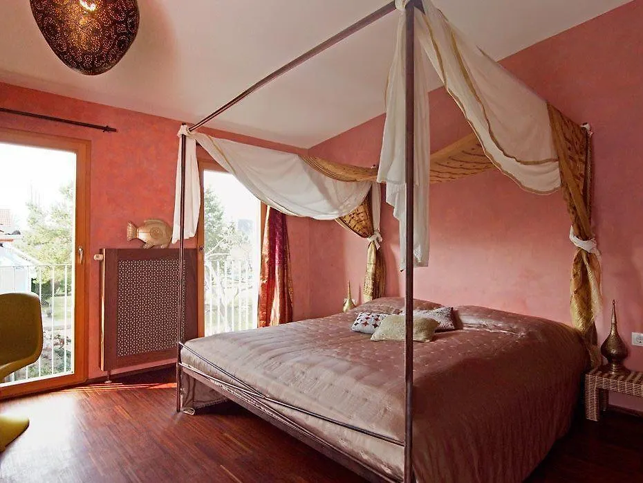 The Rooms Bed & Breakfast Вена