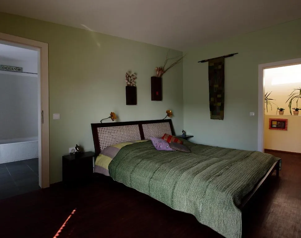 The Rooms Bed & Breakfast Вена 3*,