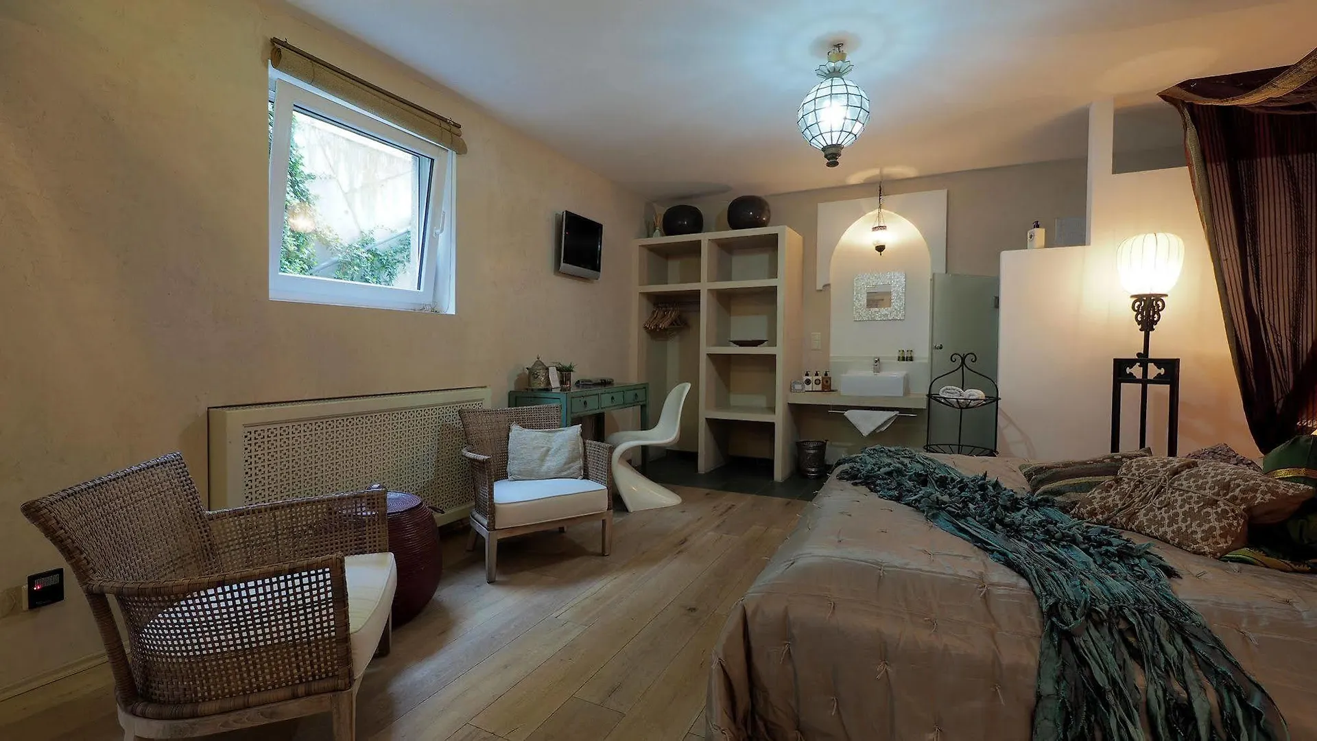 The Rooms Bed & Breakfast Вена