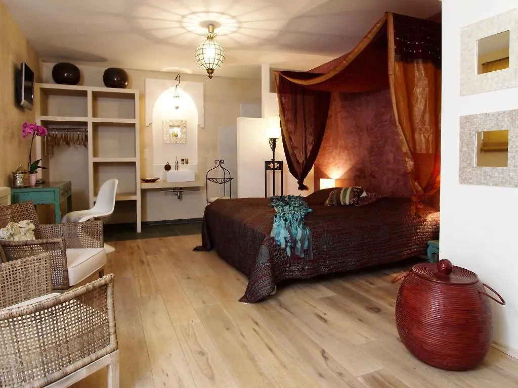 The Rooms Bed & Breakfast Wien