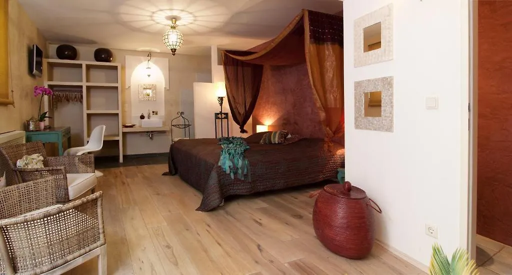The Rooms Bed & Breakfast Wien