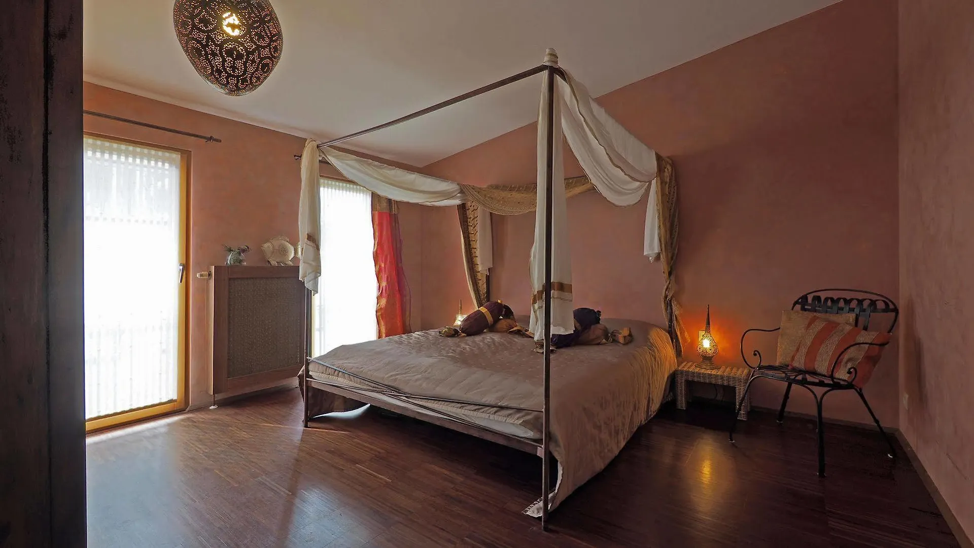 The Rooms Bed & Breakfast Wien