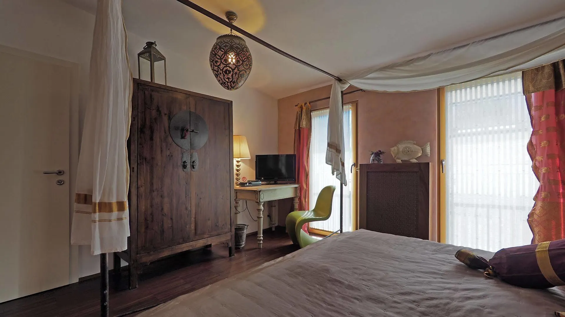 The Rooms Bed & Breakfast Wien