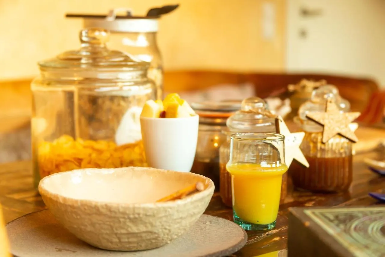 The Rooms Bed & Breakfast Wien